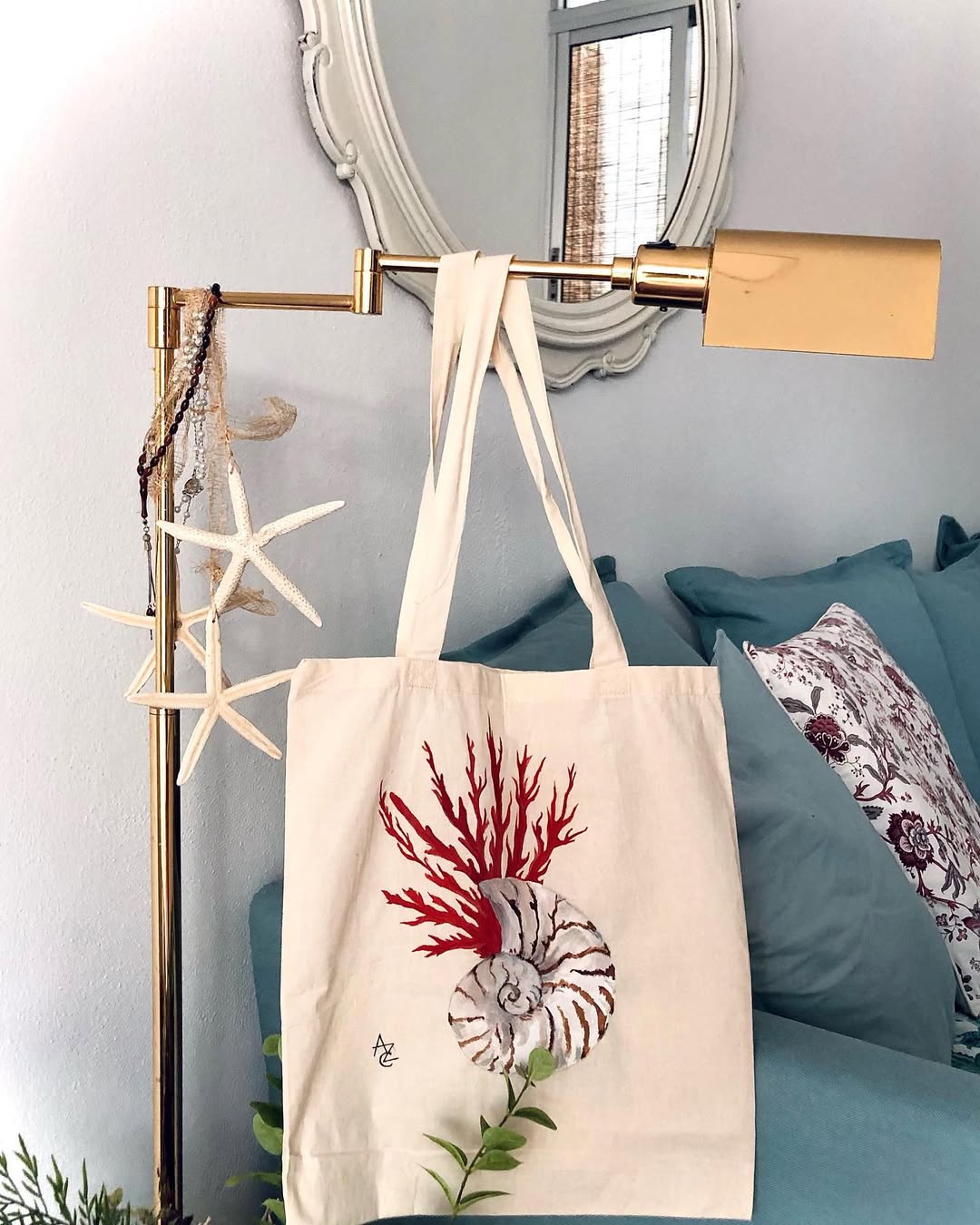 estamos de vuelta !🥰🐚#summervibes #corales #painting #totebag