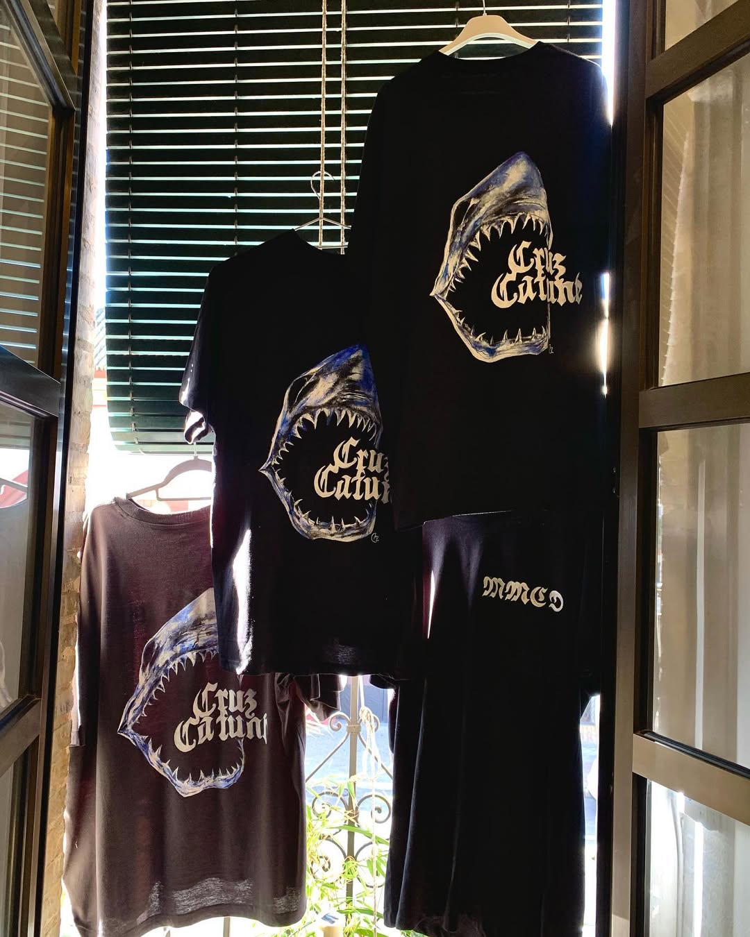 camisetas @cruzcafune 🦈encarga ya la tuya !!!#mmcd#cruzcafuné #cruzzi #cibi #art #personalizado